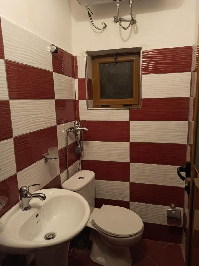 Ferienwohnung Apartament Gerdani Ksamil Exterior foto